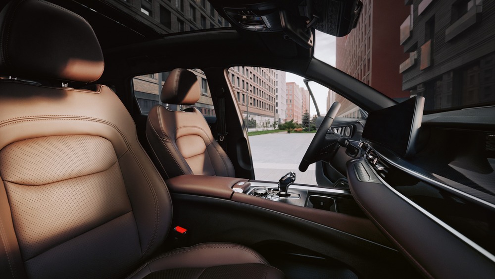 Tenet T7 Crossover Interior Que Seat of Seat