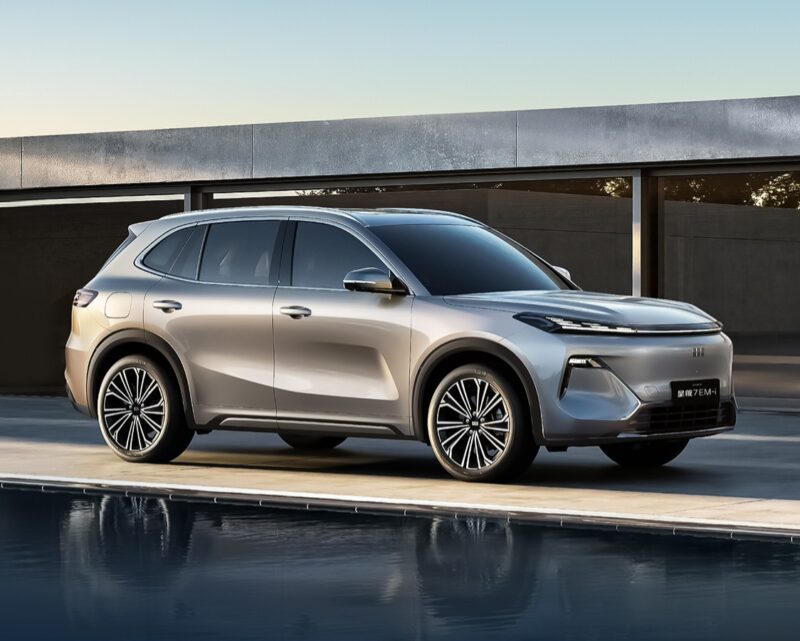 В Китае раскрыты ключевые параметры Geely Galaxy Starship 7 EV с мощностью 215 л.с.