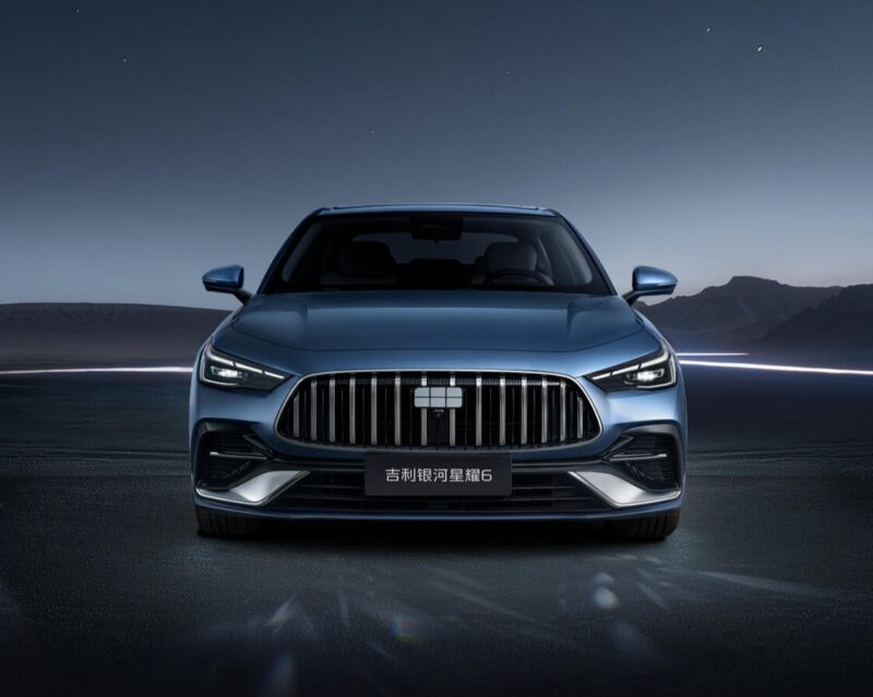 В Китае 26 сентября начнутся предварительные продажи Geely Galaxy Starshine 6 PHEV