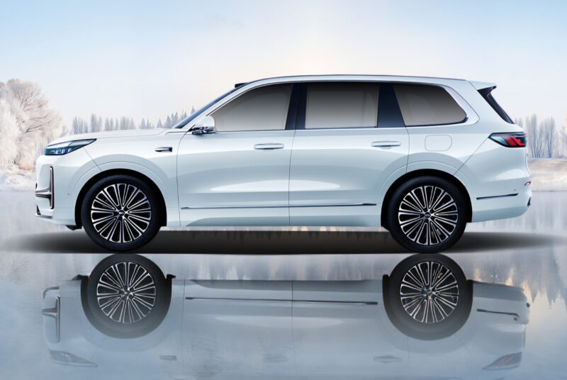 В Китае представлен Geely Galaxy M9 PHEV длиной 5,2 метра с запасом хода до 1505 км по цене от 25 800 долларов