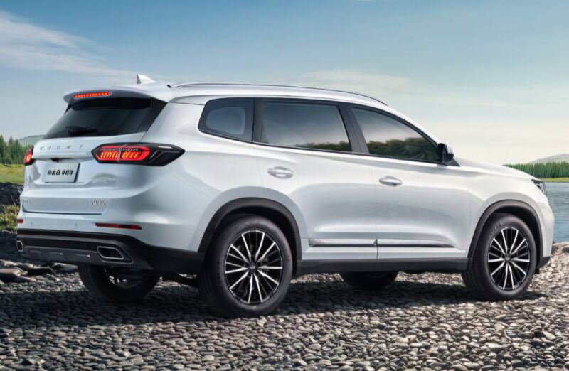 В Китае появились официальные фотографии нового кроссовера среднего размера Chery Tiggo 8