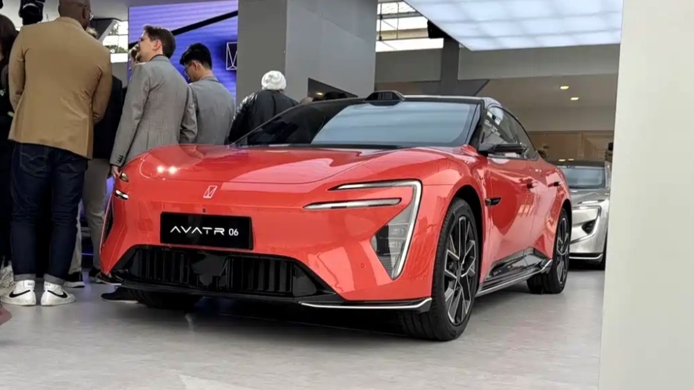 Avatr 06 Седан на передней части Мюнхенской IAA Mobility 2025