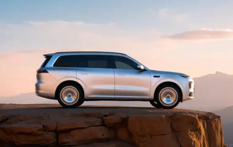 В Китае электромобили Xiaomi, GWM и Leapmotor с гибридной силовой установкой (PHEV) получат аккумуляторы емкостью 80 кВт·ч в следующем году