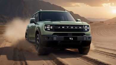 В России назвали дату выхода нового брутального кроссовера Jetour. В России назвали дату выхода нового брутального кроссовера Jetour.