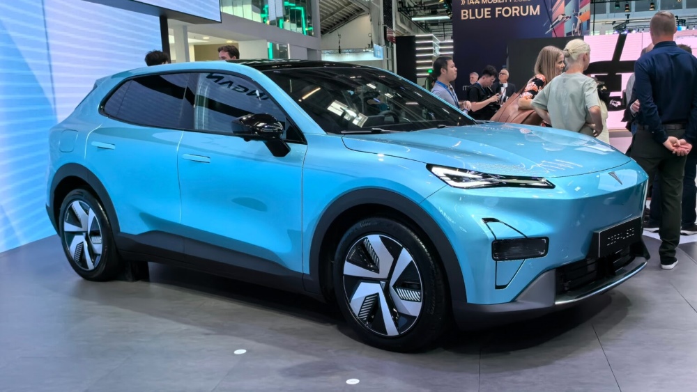 Deepal S05 Crossover на передней части Мюнхенской IAA Mobility 2025