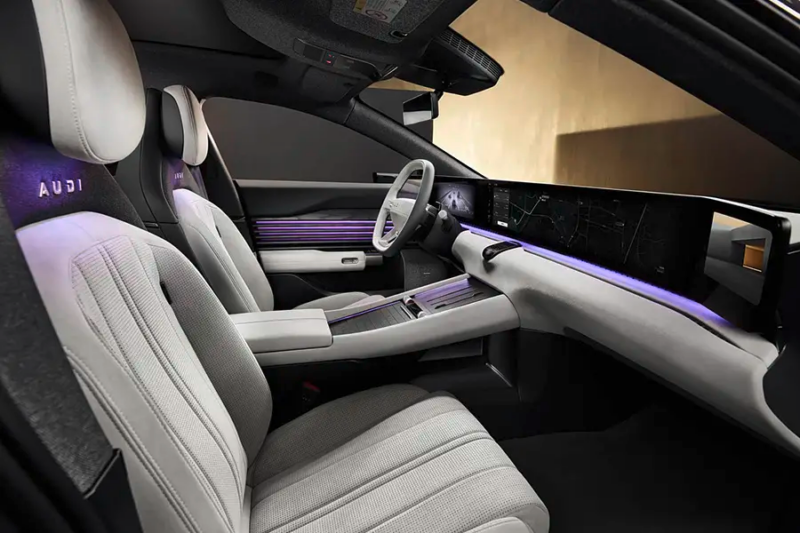 В Китае SAIC-Audi запускает E5 Sportback с запасом хода до 773 км и мощностью до 787 л.с. по цене от 32 500 долларов.