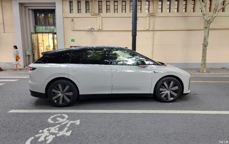 В Китае замечен самый доступный внедорожник Li Auto I6 перед сентябрьским запуском