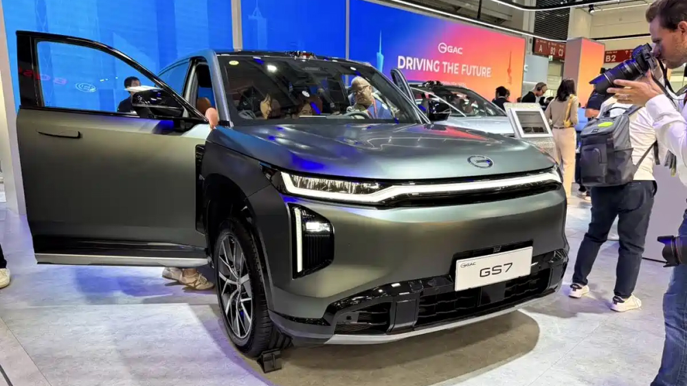GAC GS7 PHEV Crossover на передней части Мюнхенской IAA Mobility 2025 Pre -War в Европе