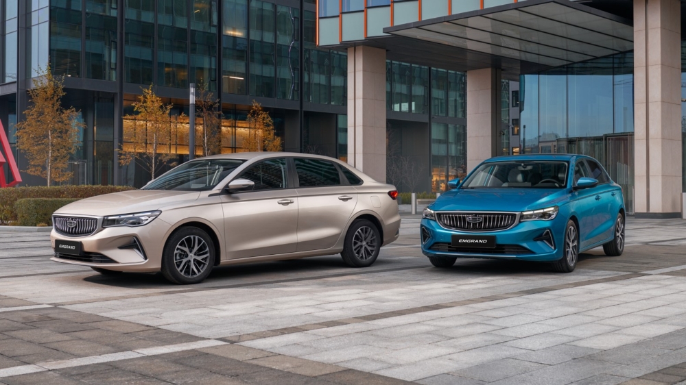 Седаны Geely Emgrand спереди