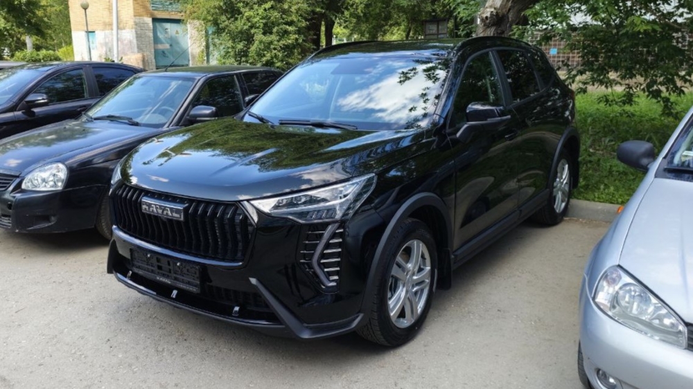 Haval Jolion Crossover Trubin спереди