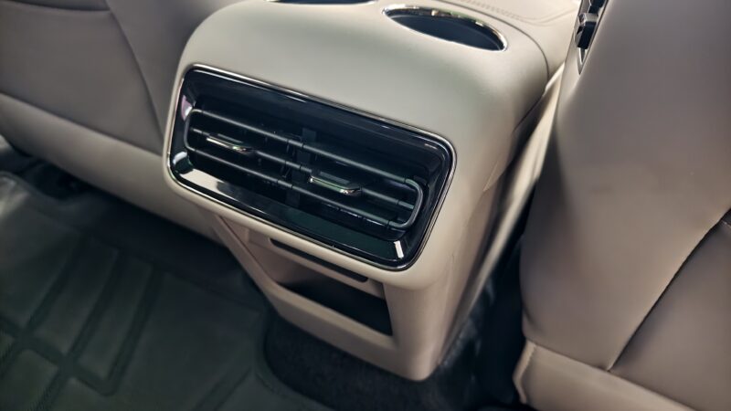 В Китае представлен Geely Galaxy Starshine 8 PHEV: знакомый дизайн E8 в гибридном исполнении с увеличенным запасом хода