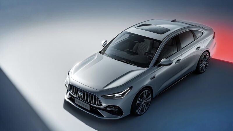 В Китае Geely официально представила новый гибридный седан Galaxy Starshine 6 Em-I