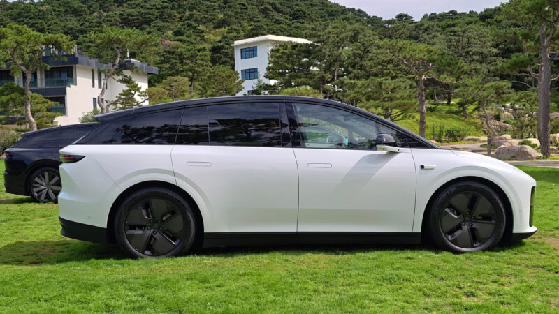 В Китае запущен электрический кроссовер Li Auto i6 стоимостью 35 010 долларов США.