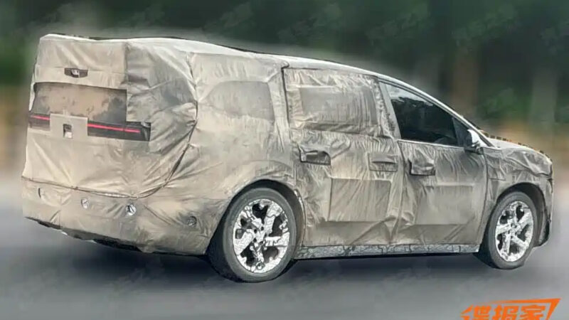 В Китае в преддверии дебюта замечен кроссовер Li Auto i9