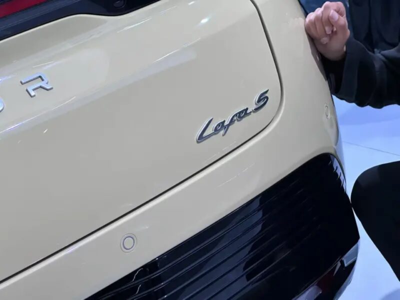 В Китае дебютирует компактный электрокар Leapmotor Lafa 5 на Munich Show 2025 года.