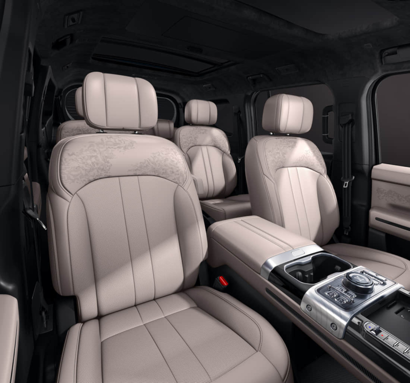 В Китае выходит на рынок внедорожник Jetour Zongheng G700 PHEV мощностью 892 л.с. по цене от 46 300 долларов США.
