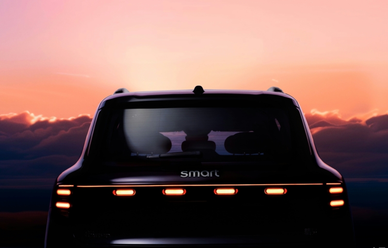 В Китае стартовали продажи Smart #5 EHD с гибридом Geely NordThor и батареей CATL от 26 700 долларов.