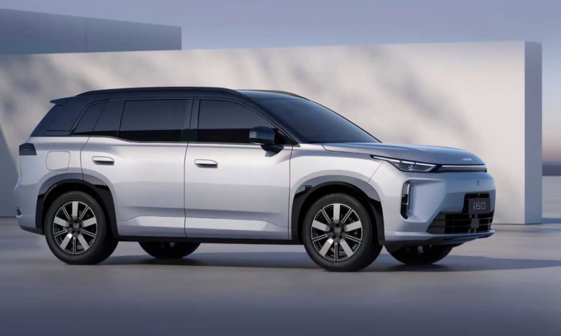 В Китае стартует предпродажа первого EREV от GAC Aion, модели i60, 3 ноября.