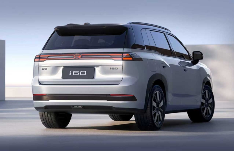 В Китае стартует предпродажа первого EREV от GAC Aion, модели i60, 3 ноября.