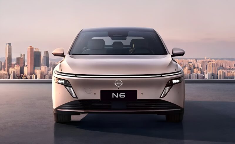 В Китае Nissan N6 PHEV запланирован к выпуску в четвертом квартале 2025 года, с новым двигателем NR15
