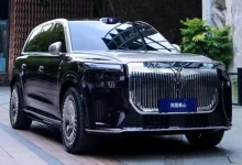 В России анонсирован кроссовер Voyah Taishan, который будет доступен до конца 2025 года.