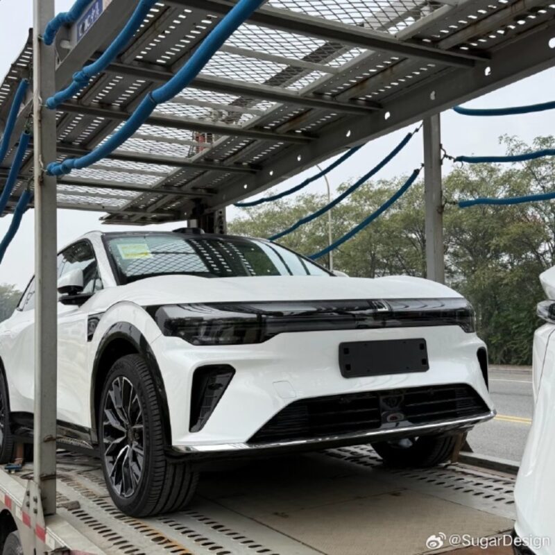В Китае: Шпионские снимки: Zeekr 7X 2026 года демонстрирует обновленный экстерьер, подтверждена система 900В