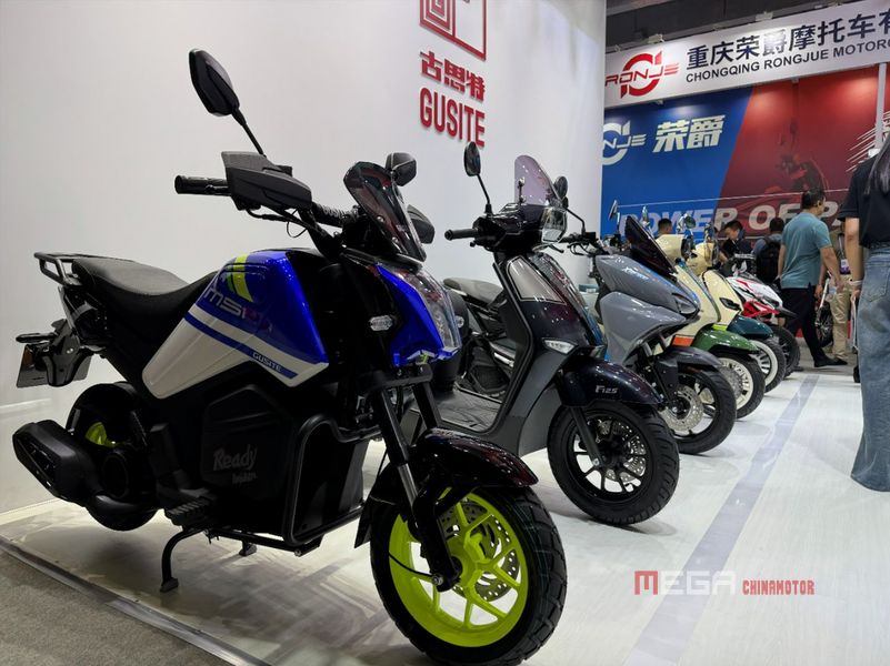 Chinese Scooters at the 138th Canton Fair Chinese Scooter at the 138th canton fair gusite mega chinamotor