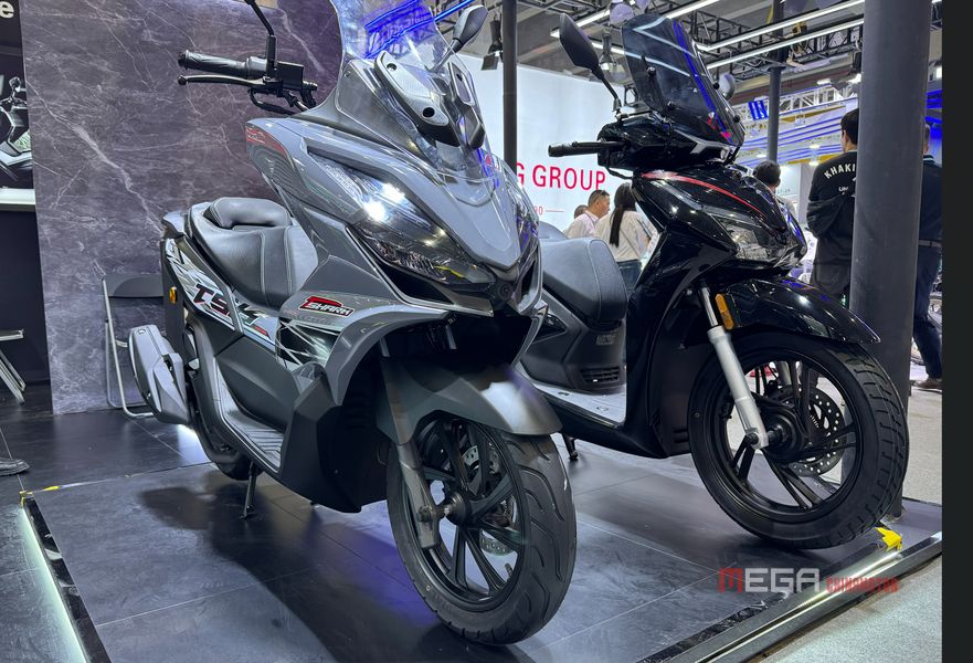 Chinese Scooters at the 138th Canton Fair Chinese Scooter at the 138th canton fair teyin megachinamotor 05