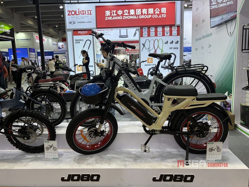 Electric Scooters & E-Bikes & E-Kick Scooters at the 138th Canton Fair Electric Scooters E Bikes E Kick Scooters at the 138th Canton Fair jobo megachinamotor 02