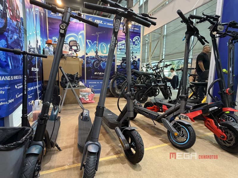 Electric Scooters & E-Bikes & E-Kick Scooters at the 138th Canton Fair Electric Scooters E Bikes E Kick Scooters at the 138th Canton Fair mihunter megachinamotor