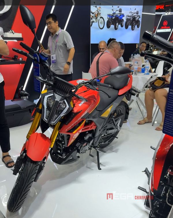 Chinese Motorcycles at the 138th Canton Fair Motorcycles of all displacement at the 138th Canton Fair BASHAN megachinamotor 05