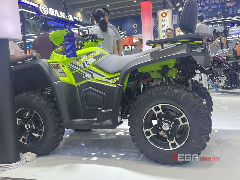 Chinese Motorcycles at the 138th Canton Fair Motorcycles of all displacement at the 138th Canton Fair BASHAN megachinamotor 08