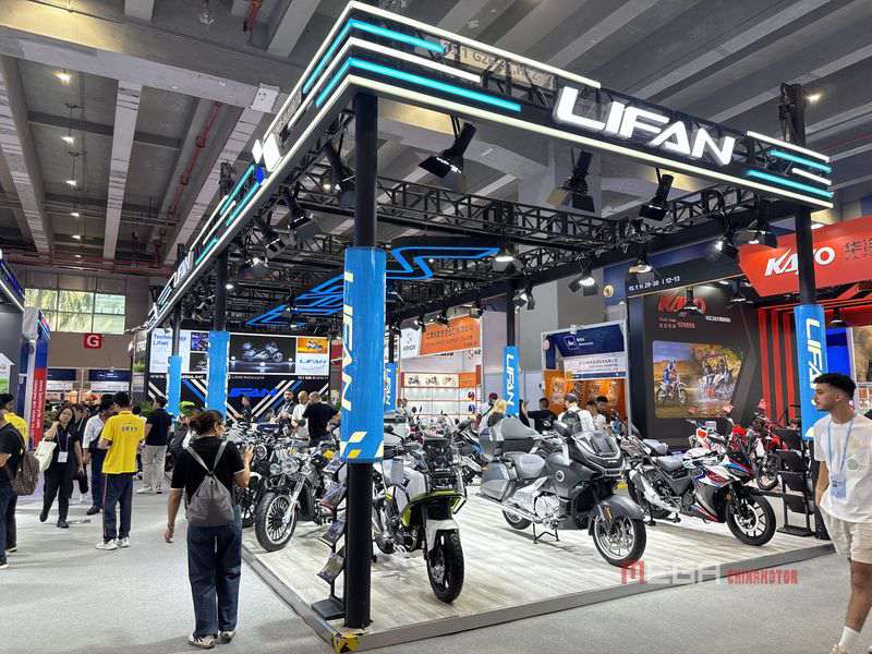 Chinese Motorcycles at the 138th Canton Fair Motorcycles of all displacement at the 138th Canton Fair LIFAN megachinamotor 03