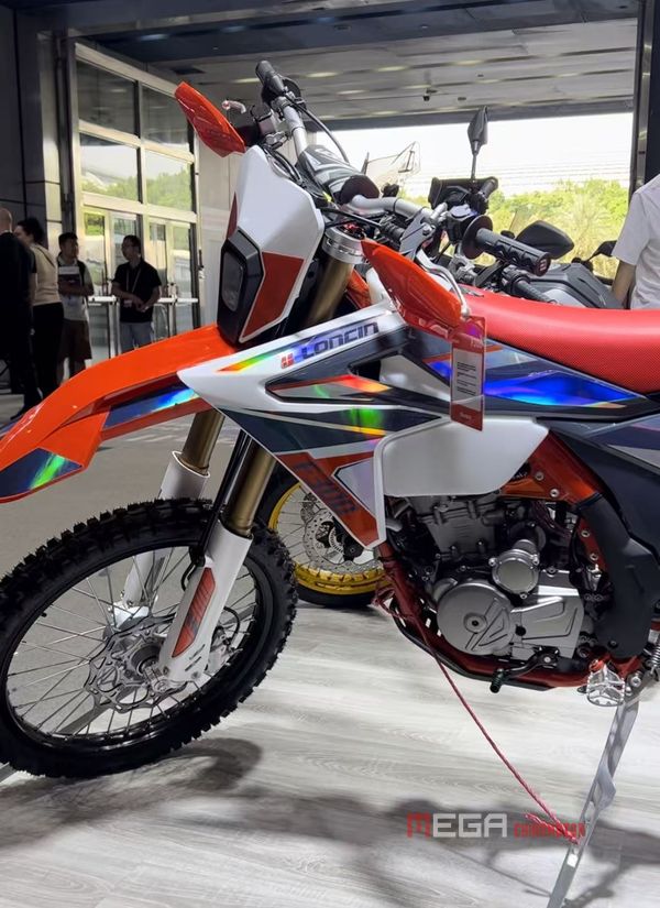 Chinese Motorcycles at the 138th Canton Fair Motorcycles of all displacement at the 138th Canton Fair VOGE megachinamotor 02 1 1