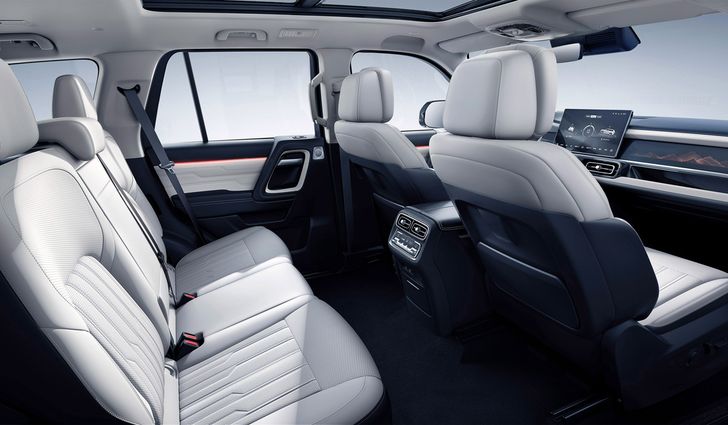 Интерьер BAIC BJ60 Интерьер BAIC BJ60