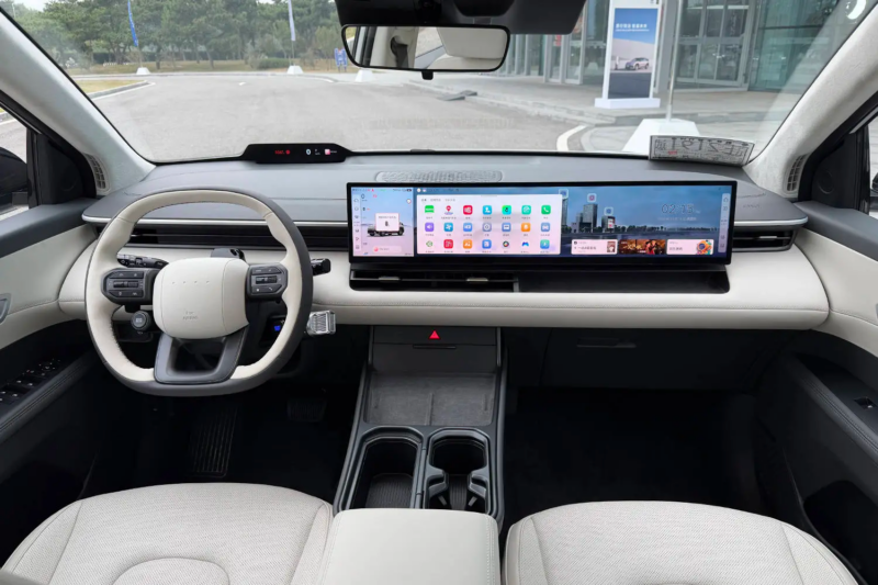 В Китае Beijing Hyundai представил новый электрокроссовер Hyundai EO, стартовая цена от 16 800 долларов США.