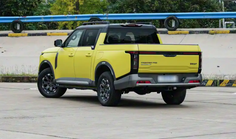 В Китае стартовали предварительные продажи глобального пикапа Nissan Frontier Pro, впервые локализованного производства.