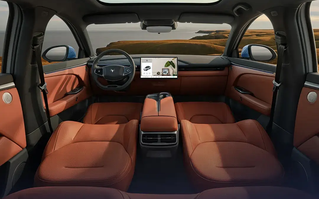 В Китае: предпродажа BAIC Arcfox Alpha T5 стартовала с линейкой EREV, начиная с 17 300 долларов США.