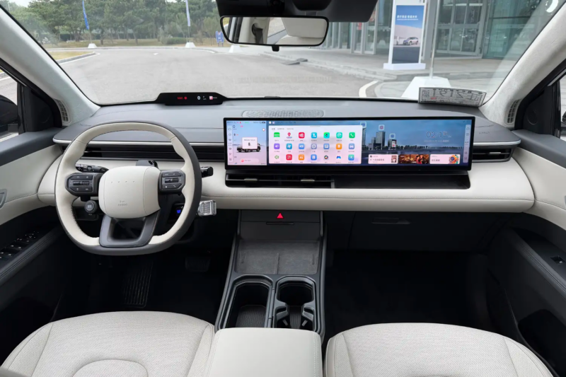 Старт предзаказа электромобиля Beijing Hyundai Elexio EO с запасом хода 722 км по цене от 18 200 USD.