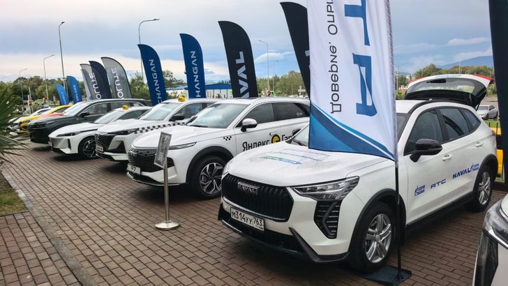 Самый популярный и дешевый кроссовер Haval получил новую версию в России, которую пока нельзя купить Самый популярный и дешевый кроссовер Haval получил новую версию в России, которую пока нельзя купить