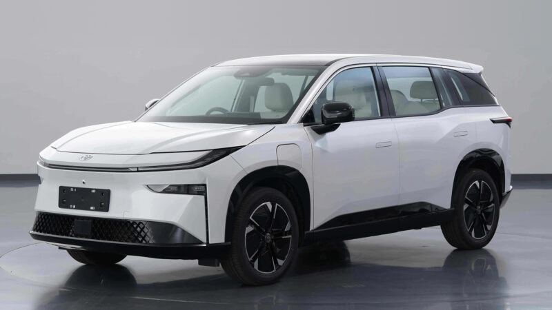 В Китае: серийный вариант Toyota bZ3X от GAC Aion выйдет на рынок в ноябре