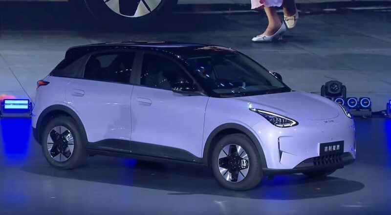 В Китае компактный хэтчбек Geely Geome Xingyuan 2026 года выпуска стартует по цене от 9 260 долларов США.