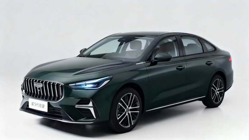 В Китае предпродажа нового Geely Emgrand с двигателем 1.5T, мощностью 178 л.с., начнется 5 ноября.