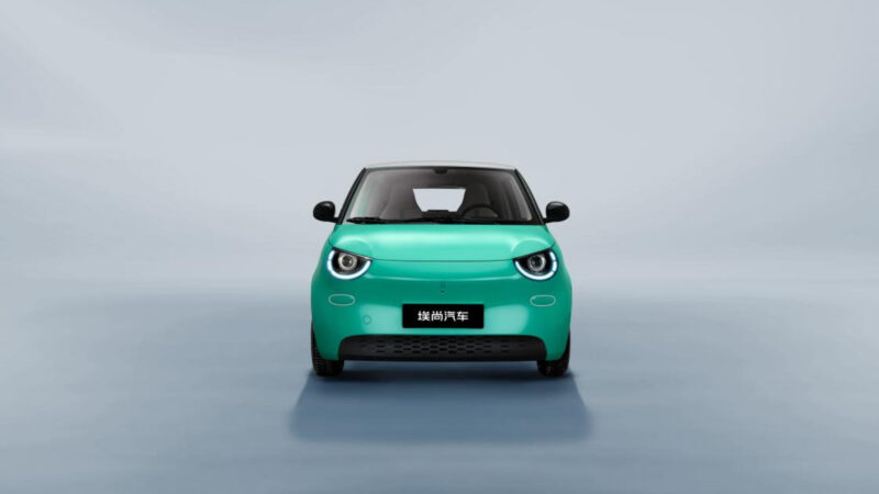 В Китае компания Wuling выходит на более высокий сегмент рынка, запуская новый автомобильный бренд.