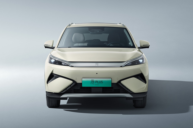 В Китае обновленный BYD Atto 3 с батареей Blade 74.880 кВтч достигнет запаса хода 650 км.