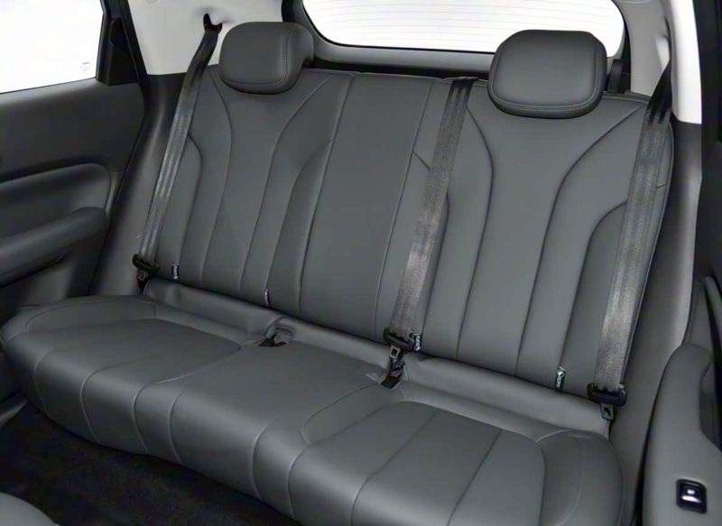 В Китае предпродажи электромобиля Ora 5 EV с чипом MediaTek и запасом хода 580 км стартуют 12 ноября.