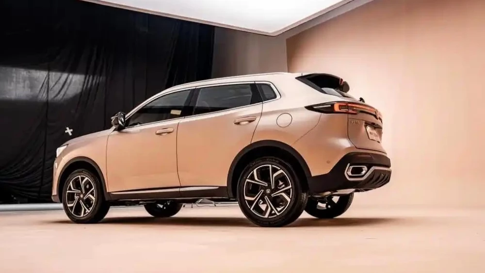 changan cs55 plus сбоку сзади кроссовер четвертое поколение