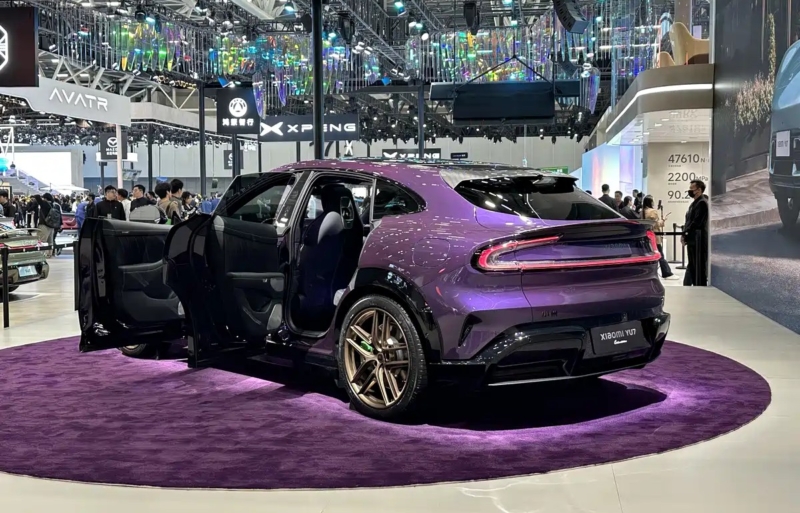 В Китае Xiaomi представила Crystal Purple YU7 Max и обновления HAD, продав больше, чем Tesla Model Y.