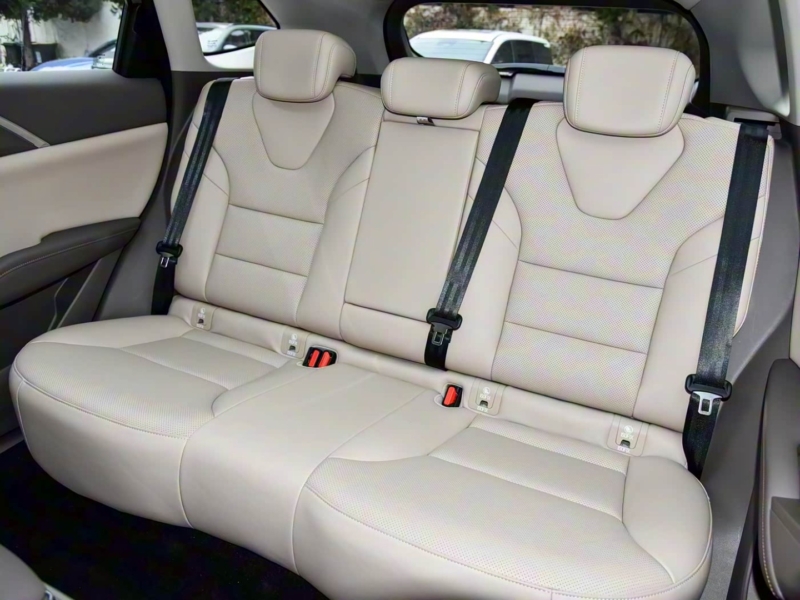 В Китае выходит среднеразмерный внедорожник Haval H6L от GWM с двигателями 1.5T и 2.0T 18 ноября.