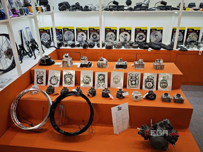 Chinese Two-Wheeler Parts & Accessories and Components Shine at EICMA 2025 Chinese Two-Wheeler Parts & Accessories and Components Shine at EICMA 2025 Chinese Two Wheeler Parts Accessories and Components Shine at EICMA 2025 China Motorcycle news MEGA CHINAMOTOR JALYN 02